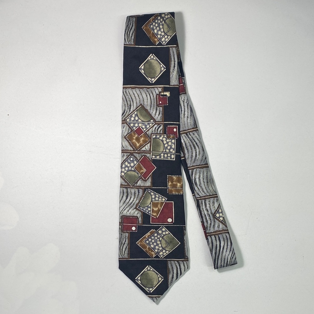 Elegant Geometric Tie - Black, Red, Green, Brown